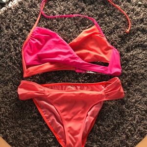 PINK criss cross bikini